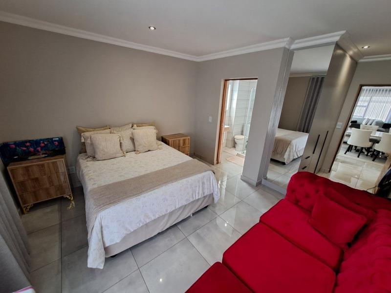 4 Bedroom Property for Sale in Zambezi Manor Lifestyle Estate Gauteng