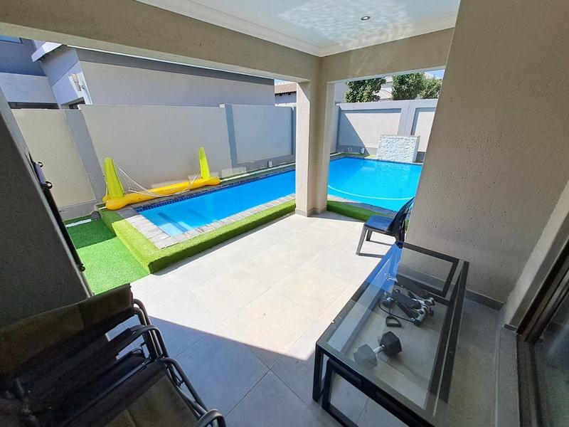 4 Bedroom Property for Sale in Zambezi Manor Lifestyle Estate Gauteng