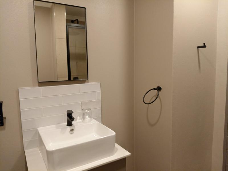 To Let 1 Bedroom Property for Rent in Bedfordview Gauteng
