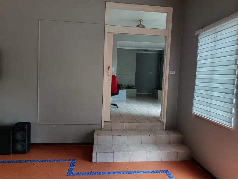 To Let 4 Bedroom Property for Rent in Kew Gauteng