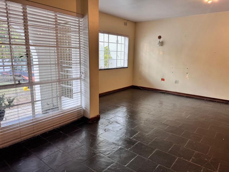 To Let 3 Bedroom Property for Rent in Lyndhurst Gauteng