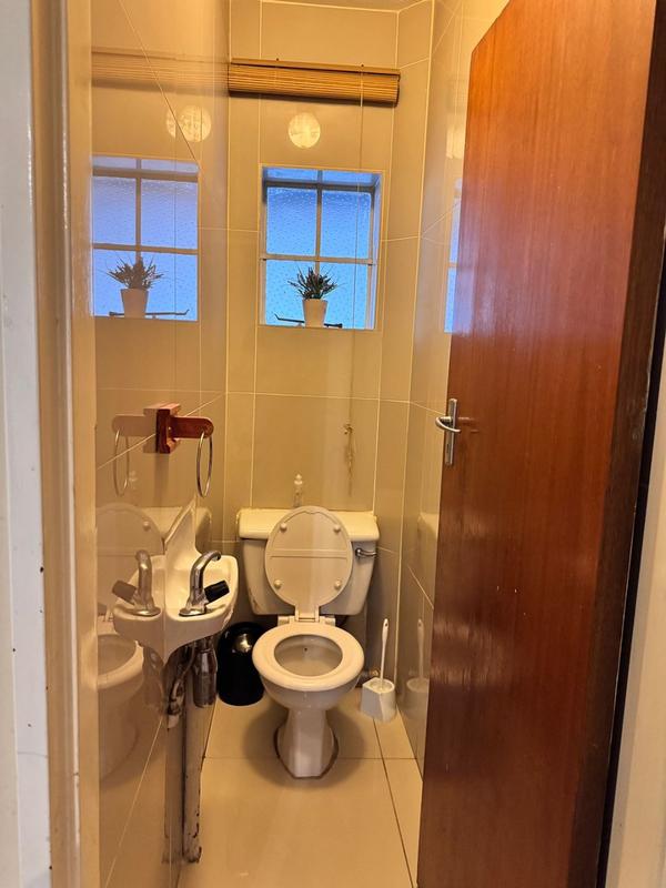 To Let 3 Bedroom Property for Rent in Lyndhurst Gauteng