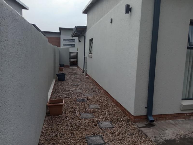 To Let 3 Bedroom Property for Rent in Carlswald Gauteng
