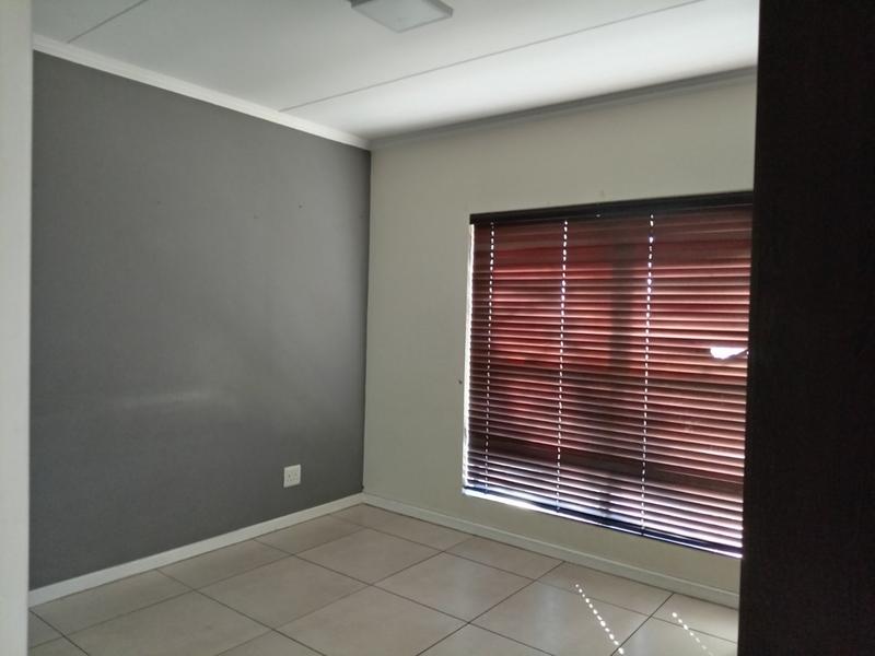 To Let 3 Bedroom Property for Rent in Fourways Gauteng