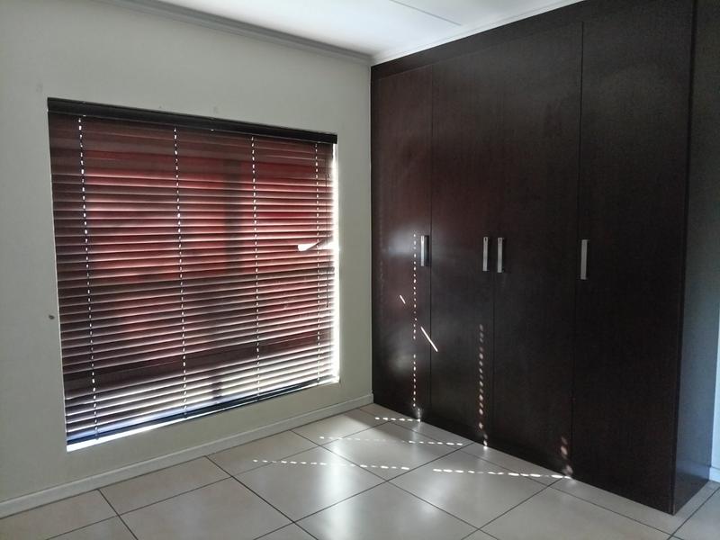 To Let 3 Bedroom Property for Rent in Fourways Gauteng