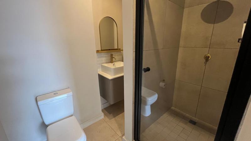 To Let 1 Bedroom Property for Rent in Sandown Gauteng