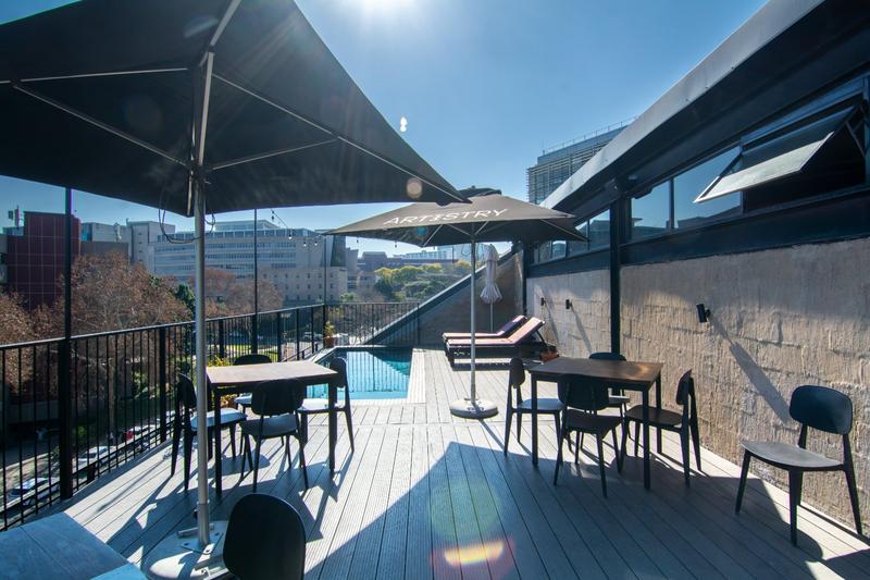 To Let 1 Bedroom Property for Rent in Sandown Gauteng