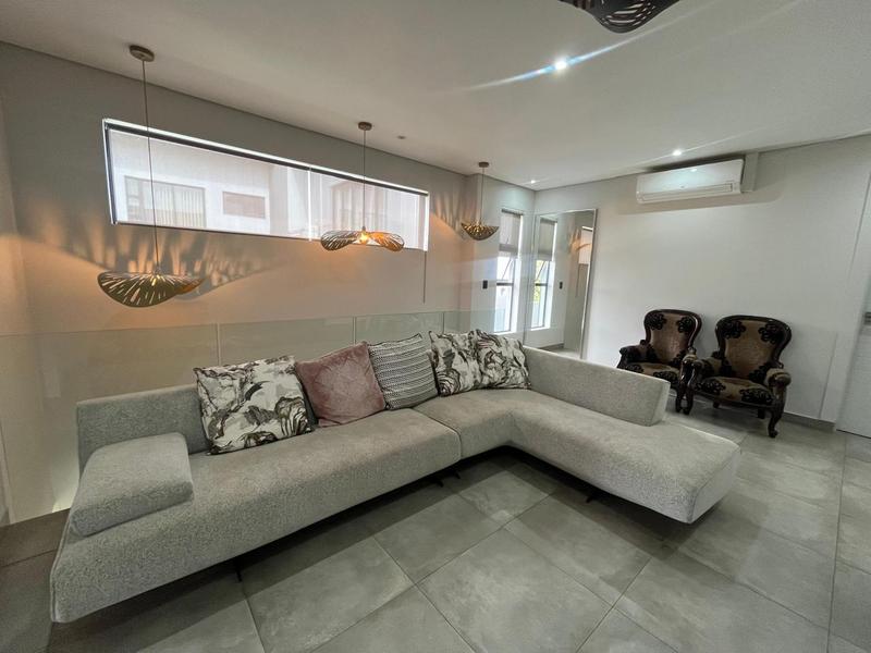 To Let 4 Bedroom Property for Rent in Sandown Gauteng