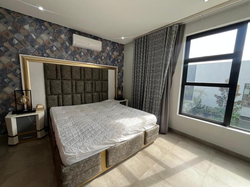 To Let 4 Bedroom Property for Rent in Sandown Gauteng