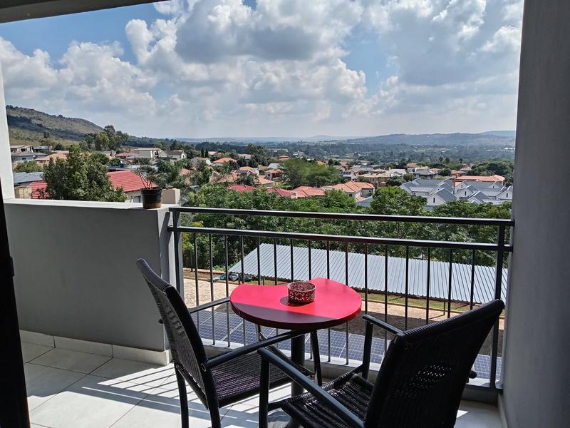To Let 3 Bedroom Property for Rent in Pinehaven Gauteng