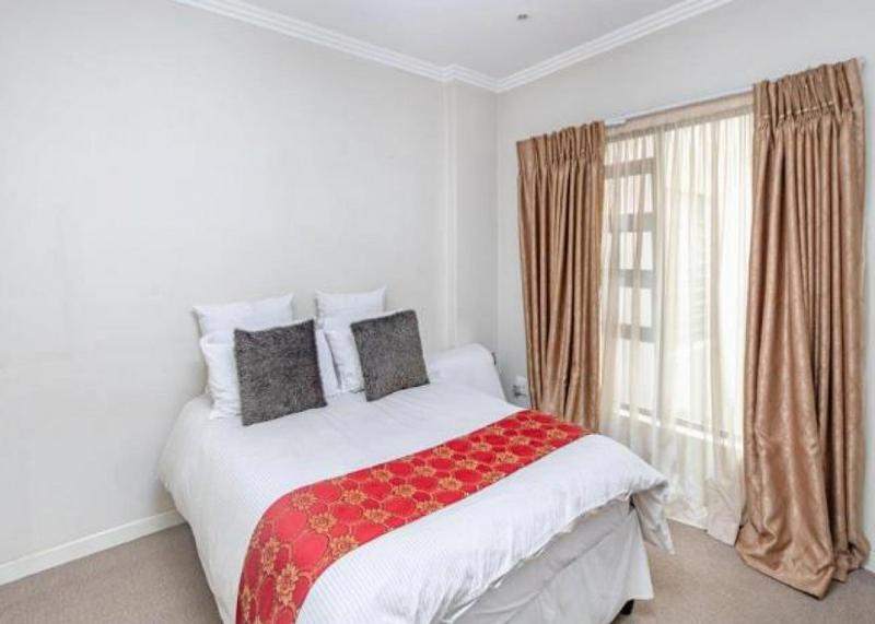 2 Bedroom Property for Sale in Bedford Gardens Gauteng