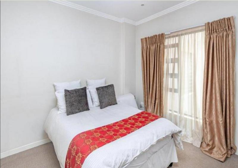 2 Bedroom Property for Sale in Bedford Gardens Gauteng