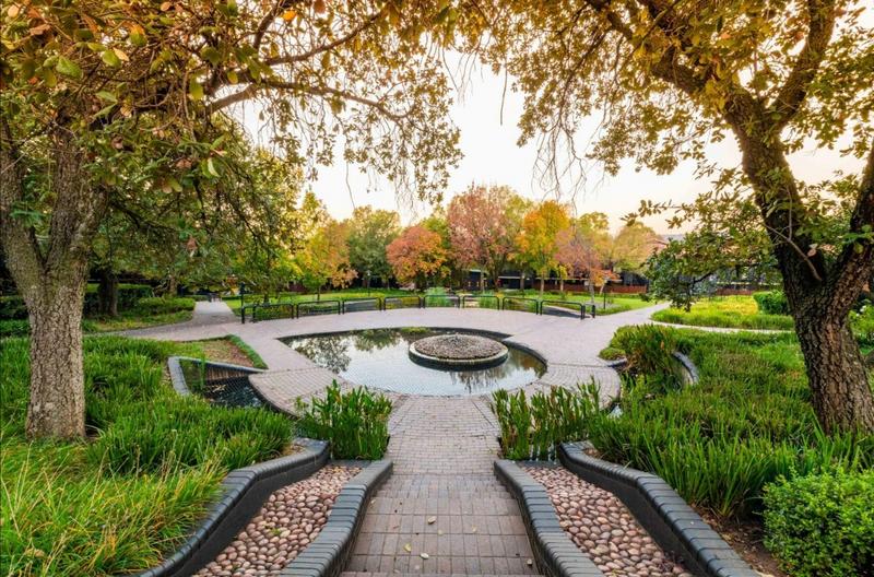 1 Bedroom Property for Sale in Bedfordview Gauteng