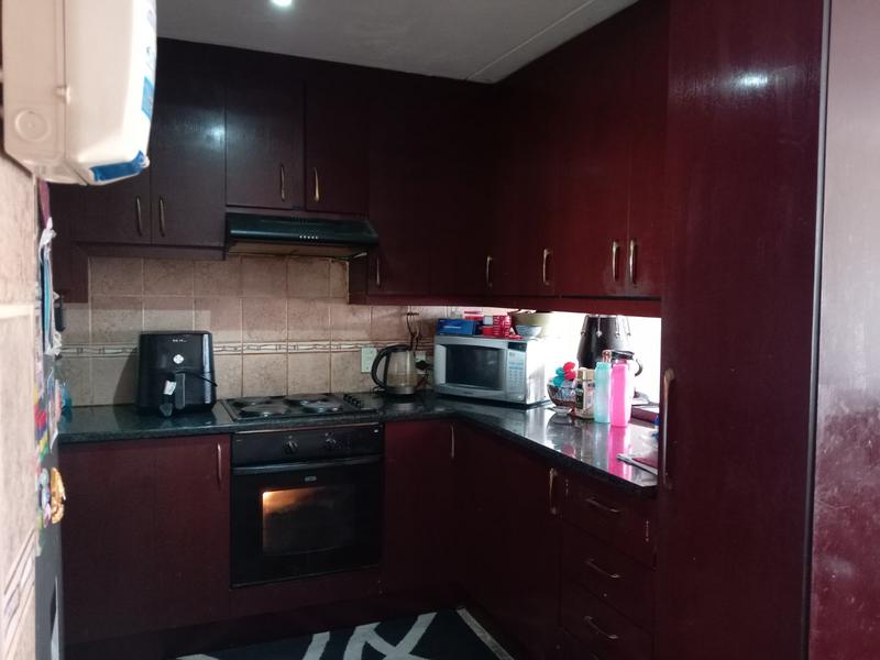 2 Bedroom Property for Sale in Bramley View Gauteng