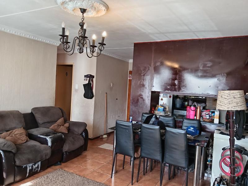 2 Bedroom Property for Sale in Bramley View Gauteng