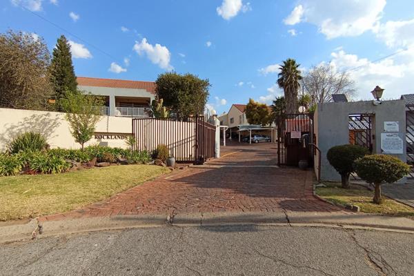 2 Bedroom Property for Sale in Corlett Gardens Gauteng