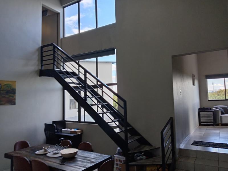 2 Bedroom Property for Sale in Rosebank Gauteng