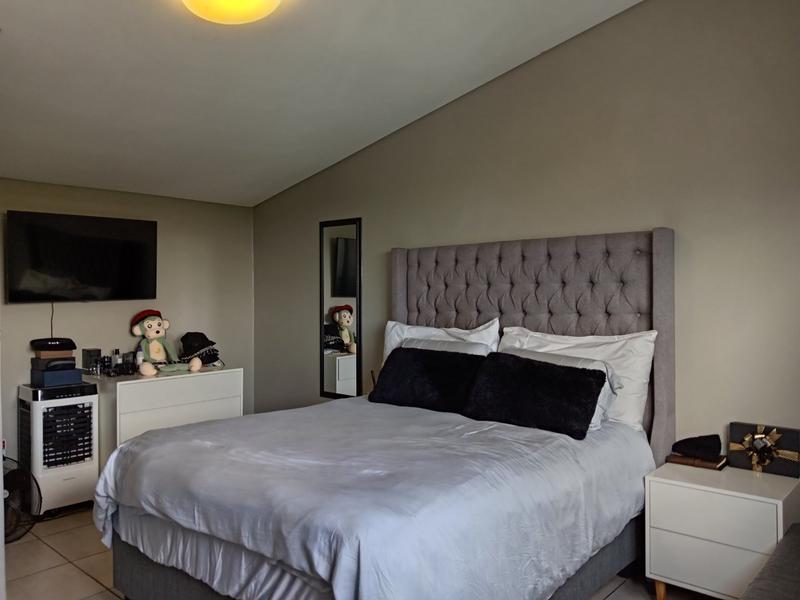 2 Bedroom Property for Sale in Rosebank Gauteng