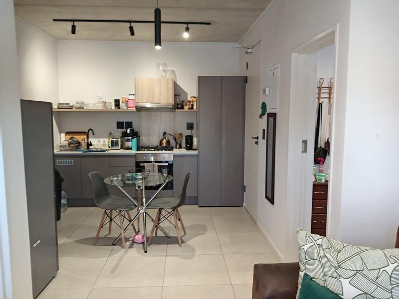 2 Bedroom Property for Sale in Waverley Gauteng