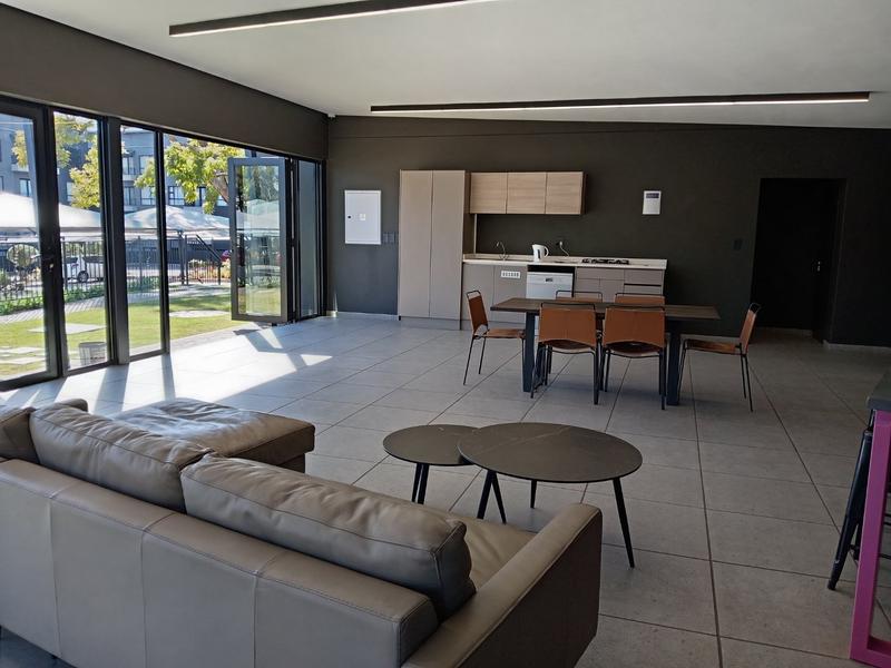 2 Bedroom Property for Sale in Waverley Gauteng