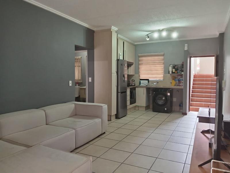 1 Bedroom Property for Sale in Beverley Gauteng