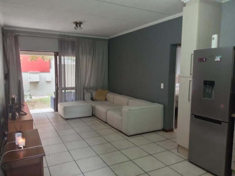 1 Bedroom Property for Sale in Beverley Gauteng