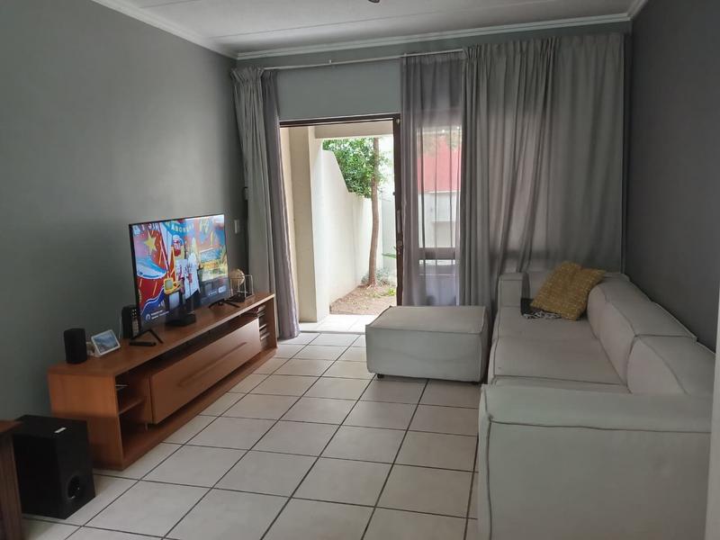 1 Bedroom Property for Sale in Beverley Gauteng