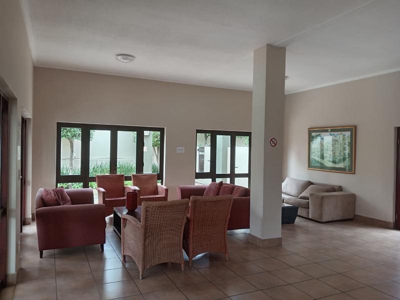 1 Bedroom Property for Sale in Beverley Gauteng