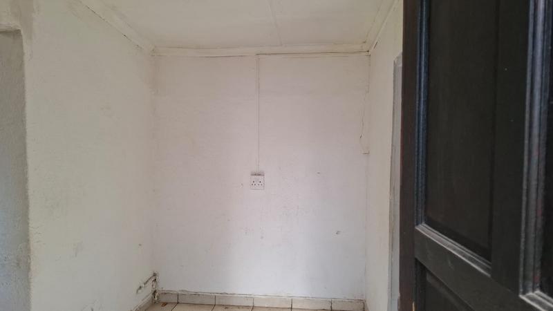 To Let 1 Bedroom Property for Rent in Germiston South Gauteng