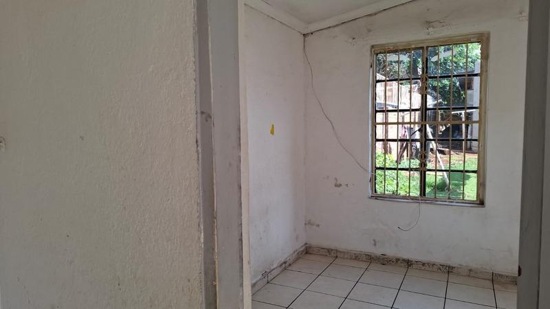 To Let 1 Bedroom Property for Rent in Germiston South Gauteng