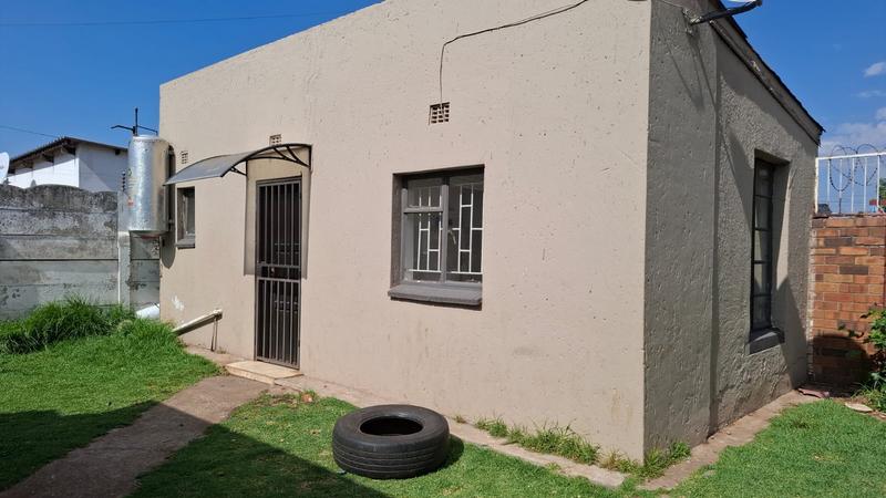 To Let 1 Bedroom Property for Rent in Germiston South Gauteng
