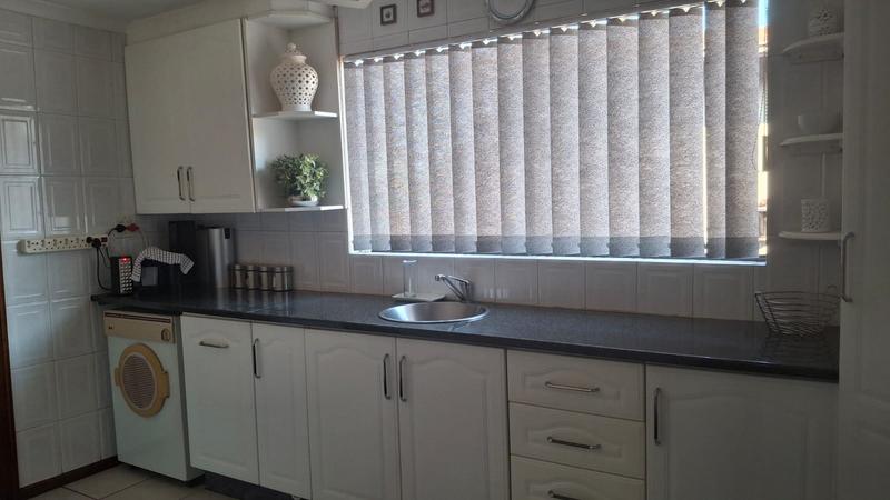 3 Bedroom Property for Sale in Klippoortjie Gauteng