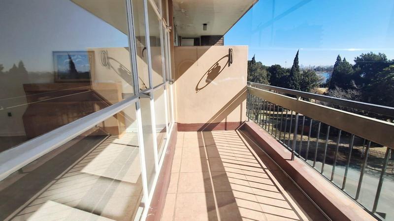 2 Bedroom Property for Sale in Denlee Gauteng
