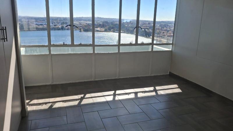 2 Bedroom Property for Sale in Denlee Gauteng
