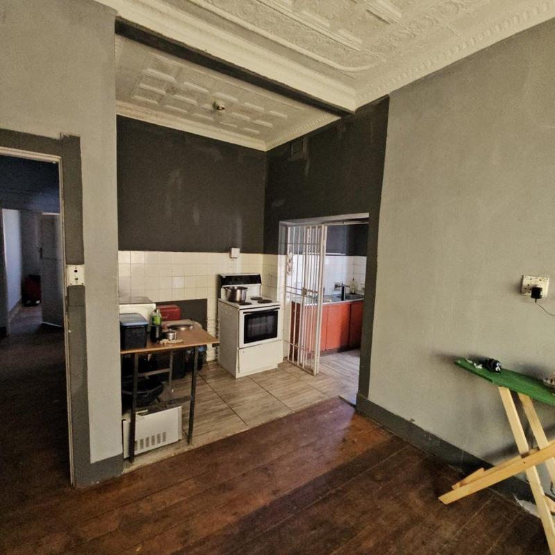 2 Bedroom Property for Sale in Kenilworth Gauteng
