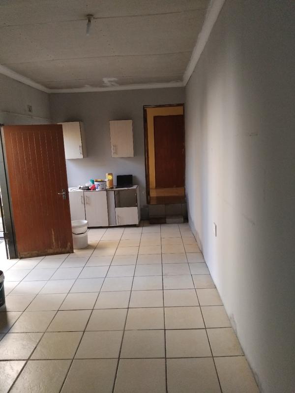 To Let 1 Bedroom Property for Rent in Tlamatlama Gauteng