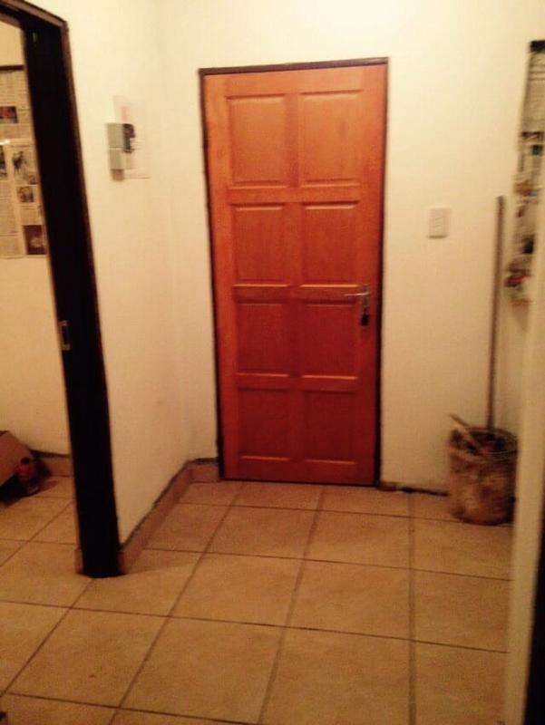 To Let 1 Bedroom Property for Rent in Clayville Gauteng