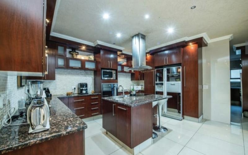 6 Bedroom Property for Sale in Meyersdal Gauteng