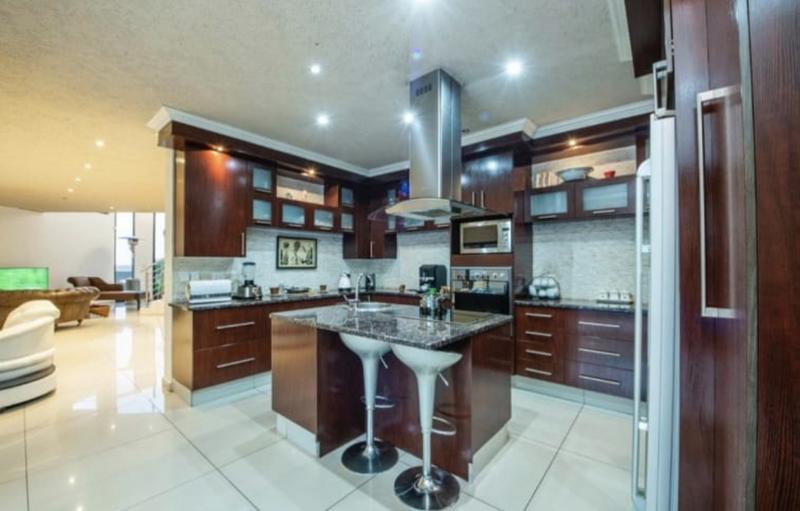 6 Bedroom Property for Sale in Meyersdal Gauteng
