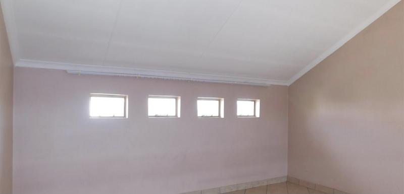 2 Bedroom Property for Sale in Country View Gauteng