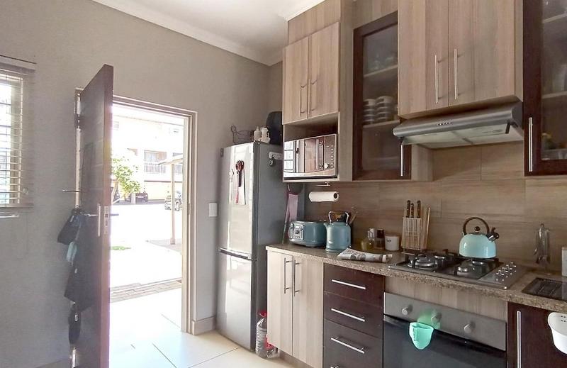 2 Bedroom Property for Sale in Pretoria North Gauteng