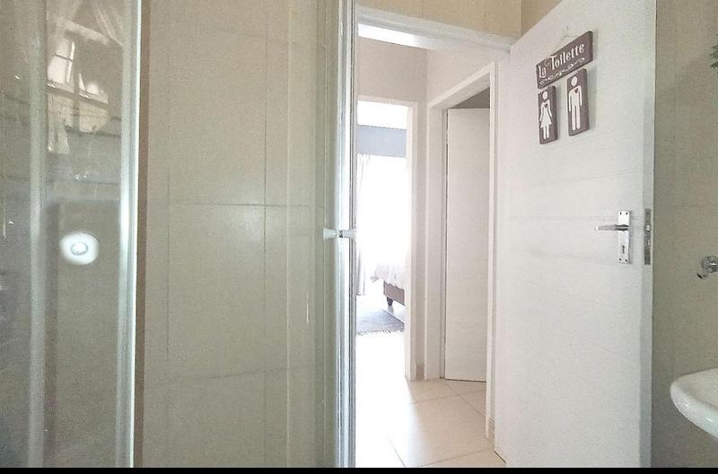 2 Bedroom Property for Sale in Pretoria North Gauteng