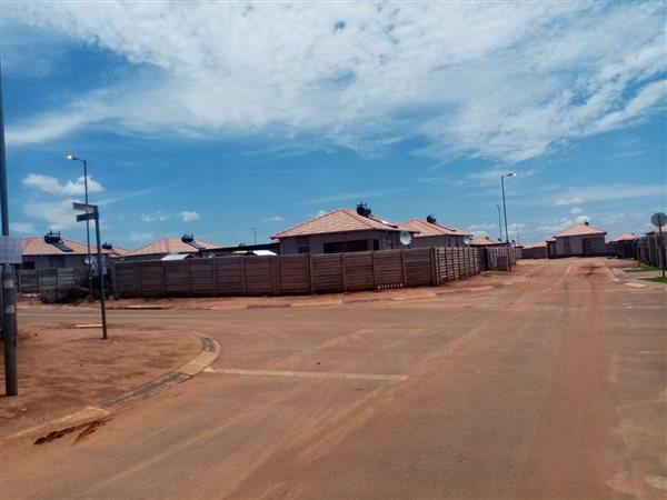 2 Bedroom Property for Sale in Sharon Park Gauteng