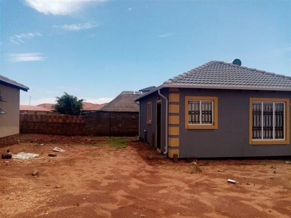 3 Bedroom Property for Sale in Sharon Park Gauteng