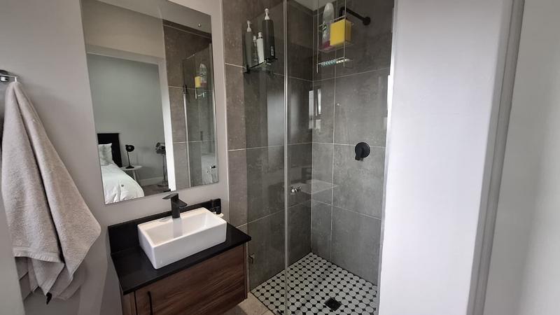 To Let 4 Bedroom Property for Rent in Midstream Estate Gauteng