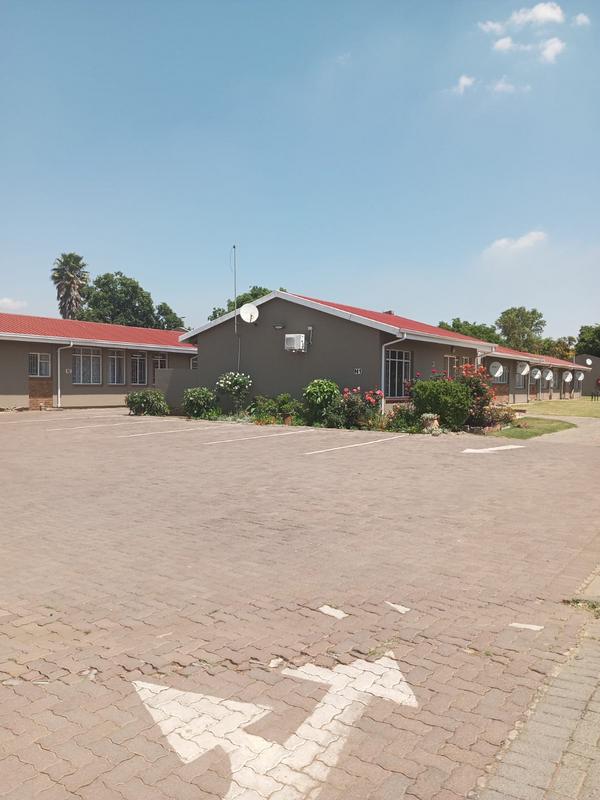 2 Bedroom Property for Sale in Paul Krugersoord Gauteng