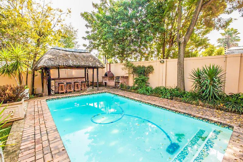 3 Bedroom Property for Sale in Sunninghill Gauteng