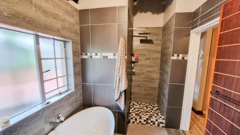3 Bedroom Property for Sale in Sunninghill Gauteng