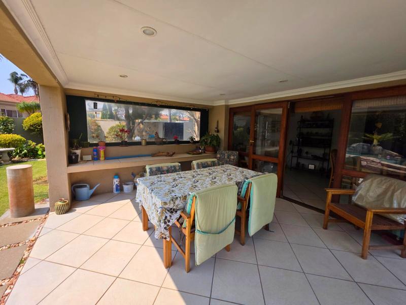 3 Bedroom Property for Sale in Glen Marais Gauteng