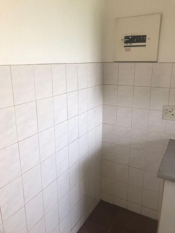 2 Bedroom Property for Sale in Gezina Gauteng